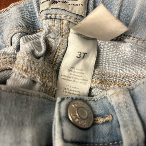 Oshkosh bundle girl’s embroidered jeans size 3T Old Navy Top - Picture 6 of 11